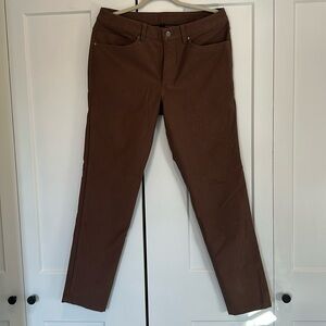 LuluLemon Men’s pants ABC